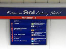 La estación del metro "Sol" tras naming rights. 